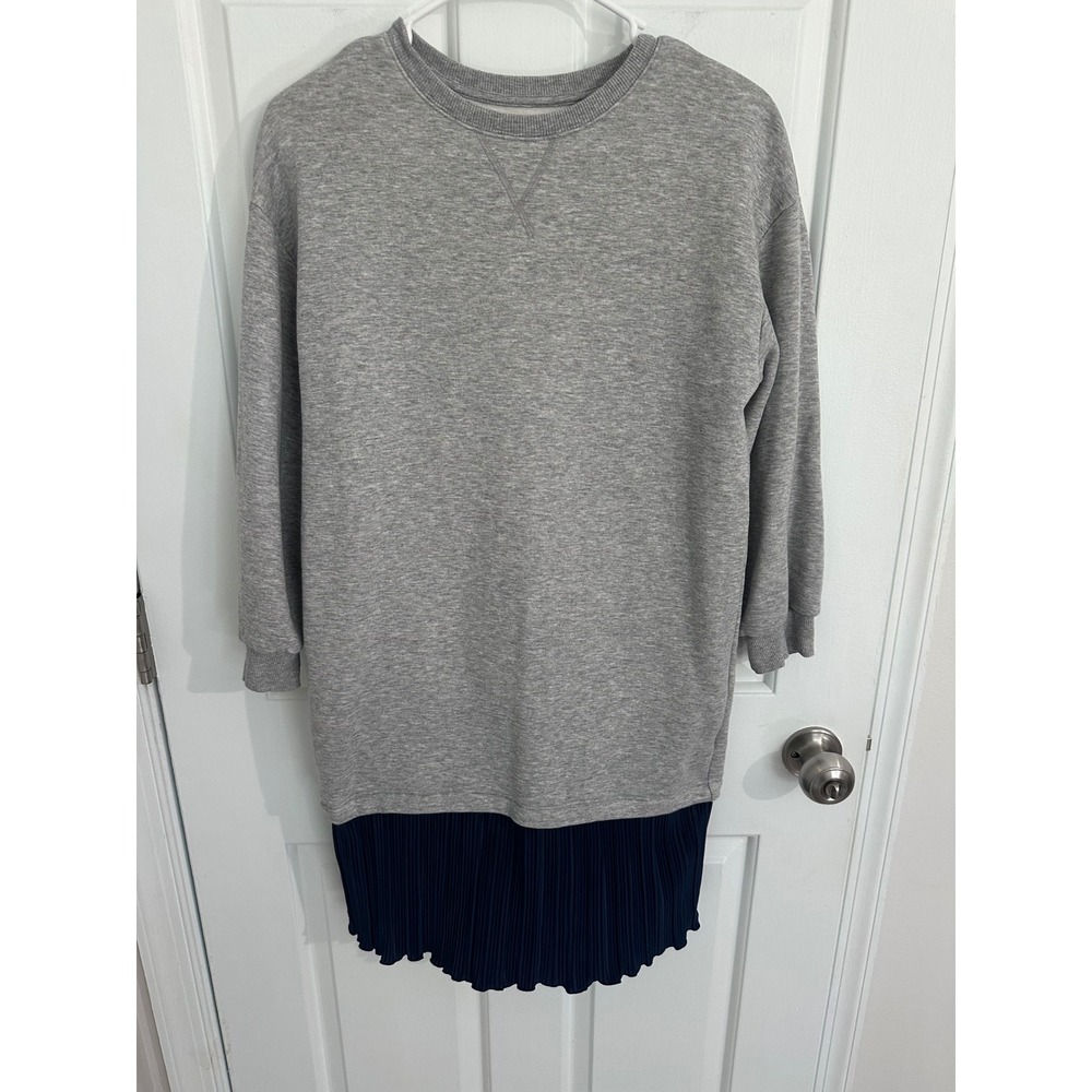 Free Assembly Gray Sweatshirt Dress Blue Pleated Skirt L (10/12) Long‎ Sleeve